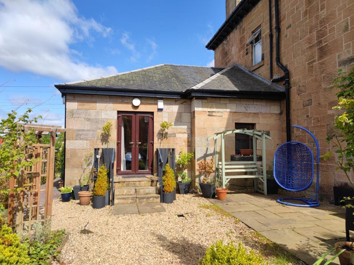 Beautiful Self Contained Apartment With Garden Glasgow Exterior photo